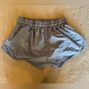 Lululemon size 4 color grey
